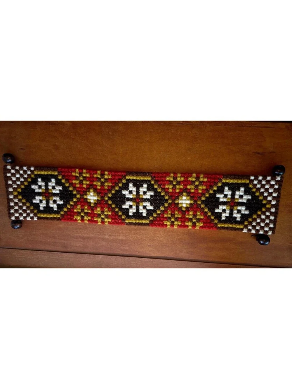 Vintage Crewel/ Norwegian klokkestreng (bell pull)